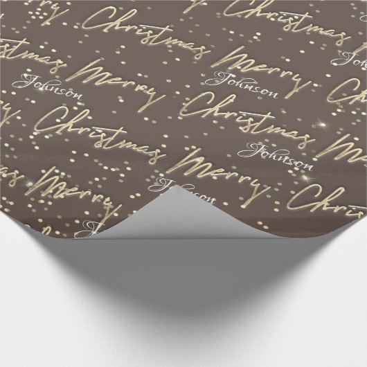 Vrolijk Kerstmis Gouden Script Naam Royal Brown Cadeaupapier (Hoek)