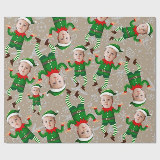Vrolijk Kerstmis Grappig Santa's Elves Custom Face Cadeaupapier (Vlak)
