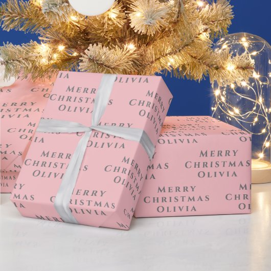 Vrolijk Kerstmis Naam Roze Grijs Eenvoudig Modern Cadeaupapier (Feestdagen)