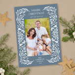 Vrolijk Kerstmis Wit Winter Groen Foto Feestdagenkaart<br><div class="desc">Een verticale foto Kerstkaart met elegante witte wintervakantiegroen op een donkere stoffige blauwe achtergrond.</div>