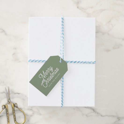 VROLIJK KERSTMIS WITTE TYPOGRAFIE OP SAGE-GREEN CADEAULABEL (Met Touw)