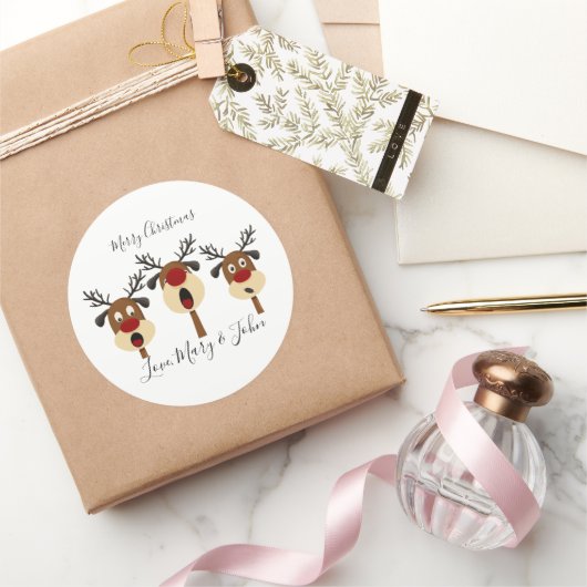 Vrolijk Kerstmis Zingend rendier Ronde Sticker (Geschenken)