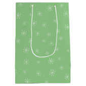 Vrolijk kerstrendier met rode bloemen, aangepast medium cadeauzakje (Achterkant)