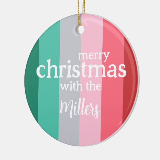 Vrolijk kerstrood en groen keramisch ornament (Links)