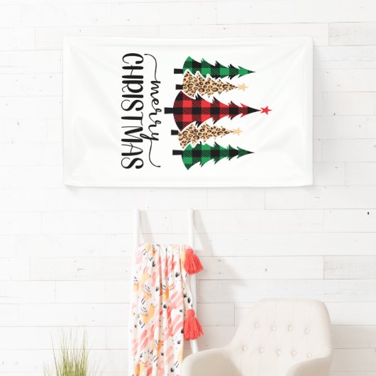 Vrolijk kerstrood met groene vleugelbomen spandoek (Insitu)