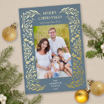 Vrolijk kerstwinter groen foto goud folie feestdagenkaart<br><div class="desc">Deze vertikale kerstkaart heeft een sierlijke gouden folie wintergroene rand op een donkerstoffige blauwe achtergrond.</div>