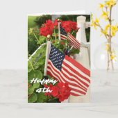 Vrolijk op 4 juli Amerikaanse vlaggen en Geraniums Kaart (Gele Bloem)