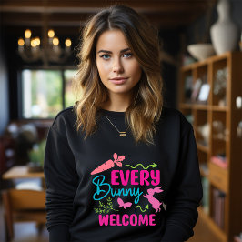 Vrolijk Pasen. Bloemen T-shirt
