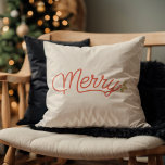 Vrolijk script typografie minimalistisch Kerstmis Kussen<br><div class="desc">Introductie van ons "Merry" Christmas T-shirt, het perfecte vakantieseizoen cadeau voor zowel mannen als vrouwen. Met een minimalistisch ontwerp met het woord "Merry" in elegant schrift, vergezeld van een feestelijk heilig plant, is het een hartverwarmende herinnering aan de vreugde en saamhorigheid die Kerstmis brengt voor families en vrienden. Omarm de...</div>