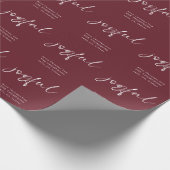 Vrolijk script Vrolijk Kerstfeest Naam Bourgondië Cadeaupapier (Hoek)