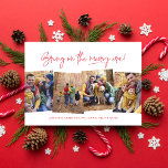 Vrolijk tijdperk plezier vier foto rode kerst feestdagenkaart<br><div class="desc">Breng het vrolijke tijdperk aan! Vier het kerstseizoen met deze leuke vier-foto trendy en tijdige vakantiekaart. Perfect voor een collage van vakantiefoto's, dit ontwerp heeft een modern type en een aanpasbare begroeting. De rode tekstkleur komt overeen met de backer met een sterrenpatroon. Dit ontwerp is geweldig voor gezinnen, koppels en...</div>