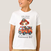 Vrolijke brandweerman in een lichte vrachtwagen t-shirt (Voorkant)