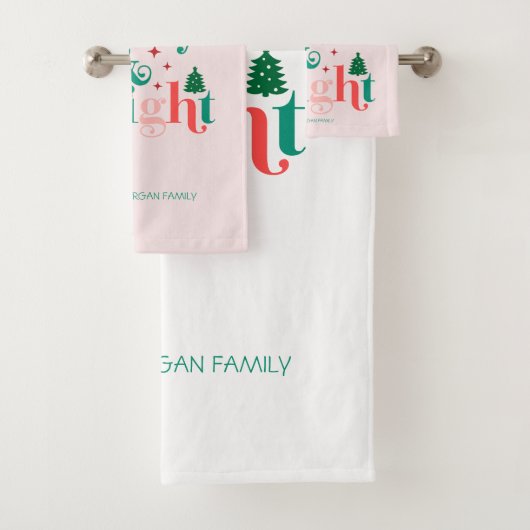 Vrolijke en heldere dennenboom sneeuwvlokken bad handdoek (Insitu)