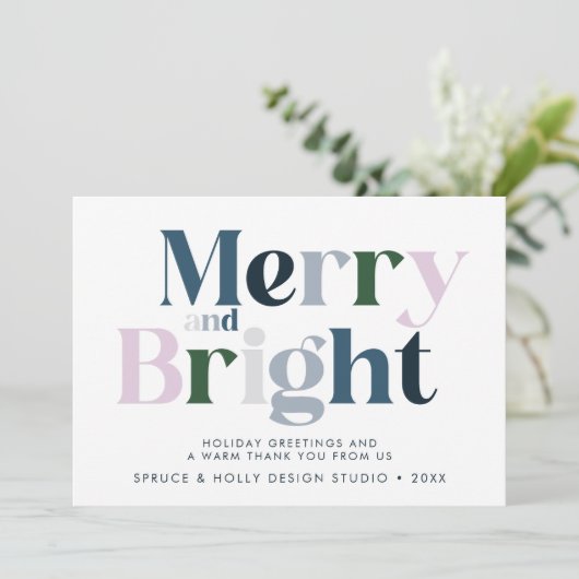 Vrolijke en heldere typografie Business Christmas Feestdagenkaart (Staand voorkant)