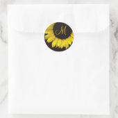 Vrolijke gele zonnebloem bruiloft monogram ronde sticker (Tas)