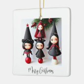 "Vrolijke Gothmas" Keramisch Ornament (Links)
