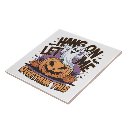 Vrolijke Halloween-geest bovenop een gesneden pomp Tegeltje (Zijkant)