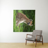 Vrolijke hyena te midden van groen wandkleed (In Situ (horizontaal))