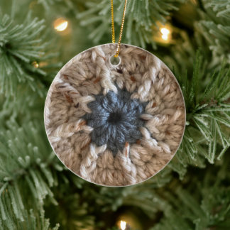 Vrolijke Kerst Beige Blauwe Garen Foto Crocheter Keramisch Ornament