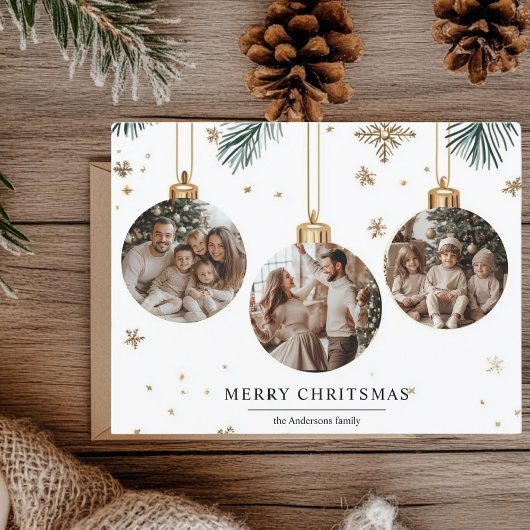 Vrolijke kerst Kaart met drie Ornamenten foto's