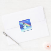 Vrolijke kerst sneeuwman en regenboog vierkante sticker (Envelop)