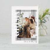 Vrolijke moderne en grijze geruite gezinsfoto folie feestdagenkaart (Staand Voorkant)