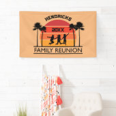 Vrolijke, retro Family Reunion welkom banner (Insitu)