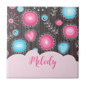 Vrolijke roze blauwe harten en bloemen bloemnaam tegeltje (Voorkant)