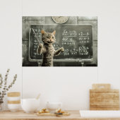 Vrolijke Tabby Cat Teaching Wiskunde in de klas Poster (Keuken)