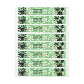 Vrolijke witte bloemen op groene achtergrond (Vel)