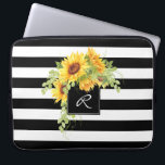 Vrolijke Zonnebloemen en Strepen met Monogram Laptop Sleeve<br><div class="desc">Een boeket vrolijke zonnebloemen morst over een vierkant lijst rondom je monogram in deze strepen en bloemige vormgeving. Kleuren zijn zwart-wit met bloemenboeket in geel en groen met bruine centra. Plaats uw monogram in plaats van het monstermonogram dat wordt weergegeven in de sjabloon van het ontwerp.</div>