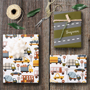 Vroom. Vroom. Tjonge auto en vervoerspatroon Inpakpapier Vel