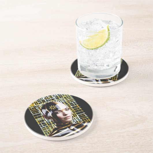 Vrouw 1 zandsteen onderzetter (Zijkant)