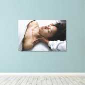 Vrouw aan spa canvas afdruk (Insitu (Houten vloer))