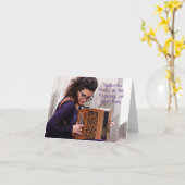 Vrouw accordeonist verjaardag kaart (Gele Bloem)