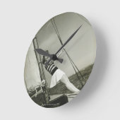 Vrouw Bedrijf dat op jacht rijdt Ronde Klok (Hoek)