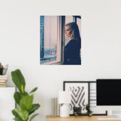 Vrouw bij Window AI Art Poster (Thuiskantoor)