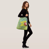 vrouw bovenop crossbody tas (Op model)