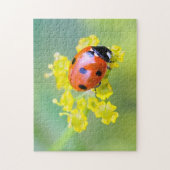 vrouw bovenop legpuzzel (Verticaal)