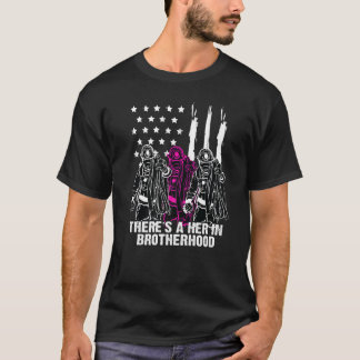 Vrouw brandweerman... er is een haar in broedersch t-shirt