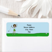Vrouw Brunette Golfer Retouradreslabel Etiket (Insitu)