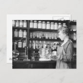 Vrouw Chemist, 1919 Briefkaart (Voorkant / Achterkant)