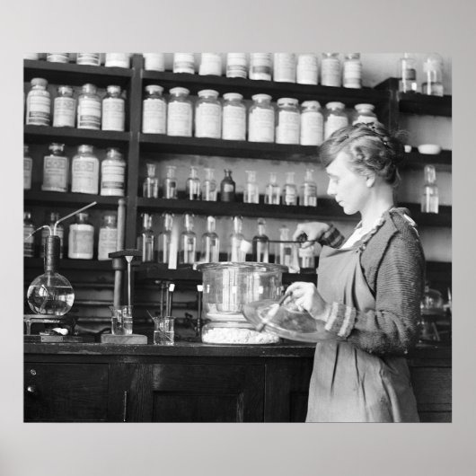 Vrouw Chemist, 1919 Poster (Voorkant)