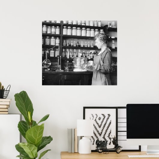 Vrouw Chemist, 1919 Poster (Thuiskantoor)