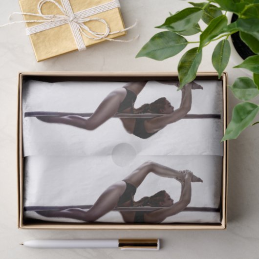 Vrouw Dancer Thunder_Cove Tissuepapier (Geschenk)