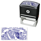 Vrouw die appels plukt zelfinktende stempel (In situ)