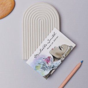 Vrouw die make-up kunstenaarsontwerp maakt visitekaartje