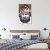 Vrouw die naar een houtsvat kijkt canvas afdruk (Insitu (Slaapkamer))