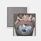 Vrouw die naar een houtsvat kijkt magneet (Voorkant / Achterkant)