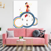 Vrouw die op een klok zit en een theekopje vasthou canvas afdruk (Insitu (Woonkamer))